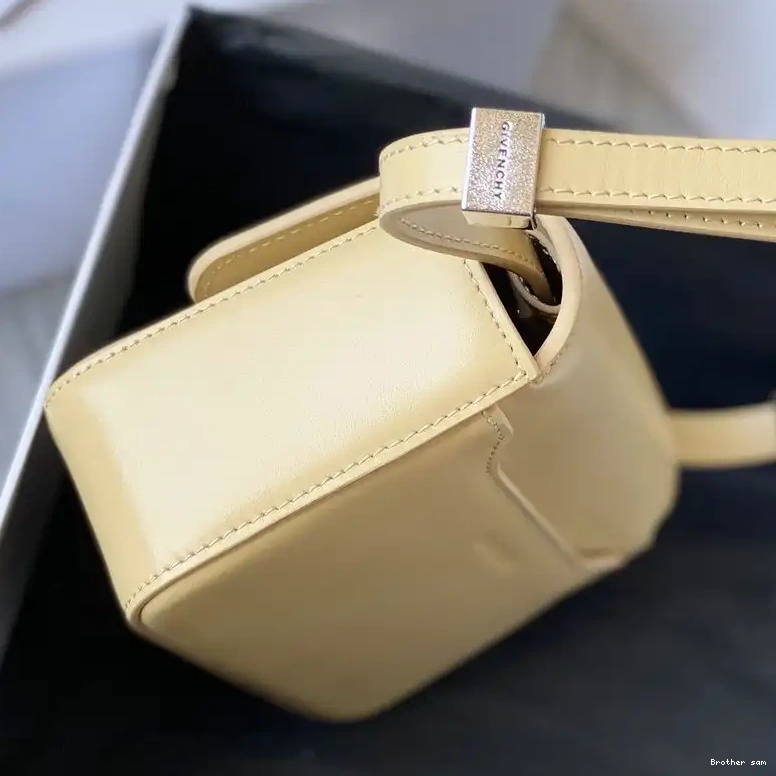 Brother sam Bag 2203RF0034 Givenchy 0529